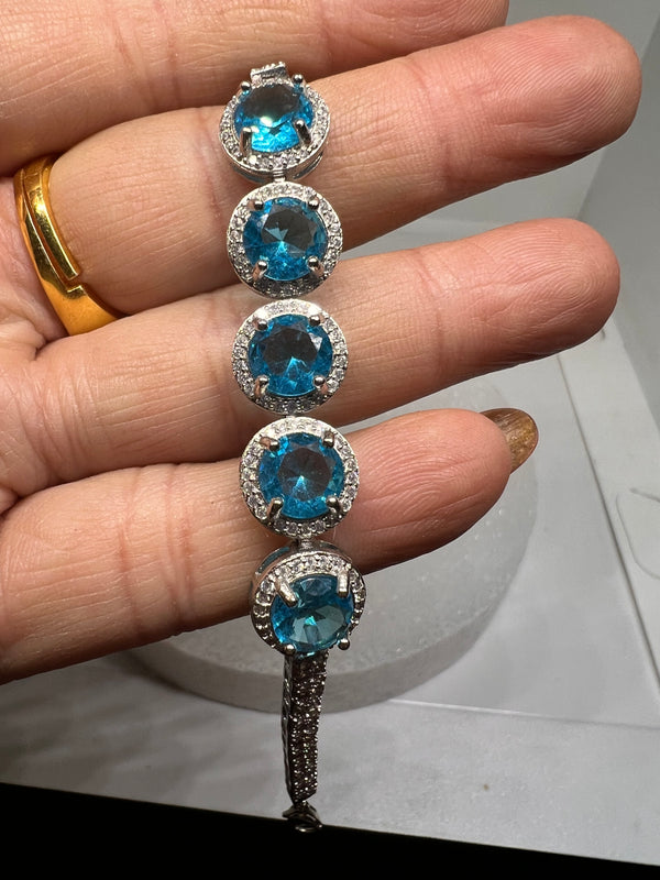 Natural Blue Topaz Hand Chain