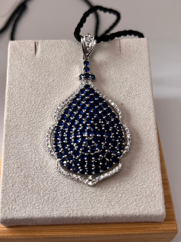 Natural Sapphire Pendant