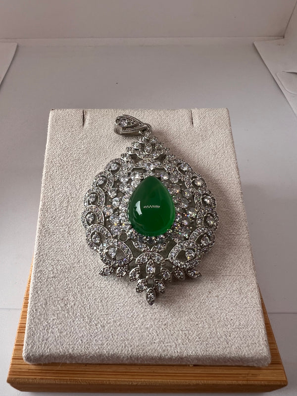 Green Chelcedony Pendant