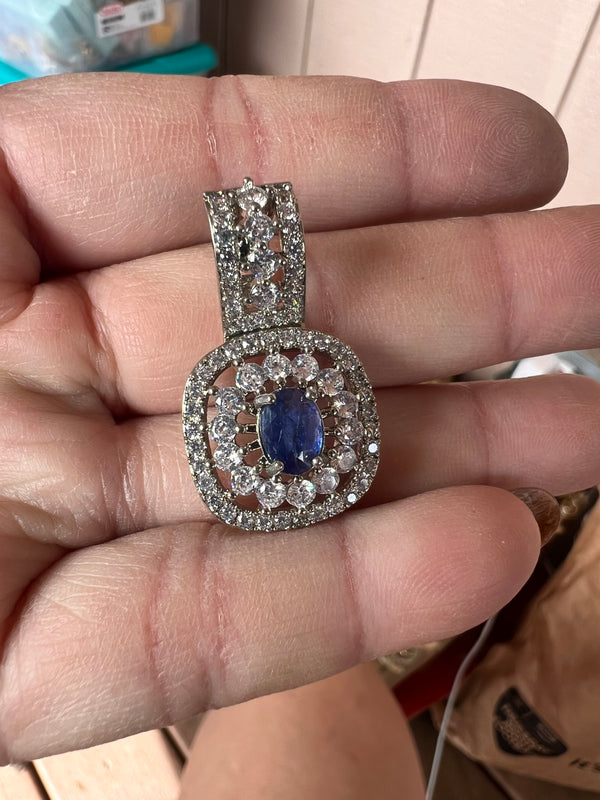 Natural Sapphire Pendant