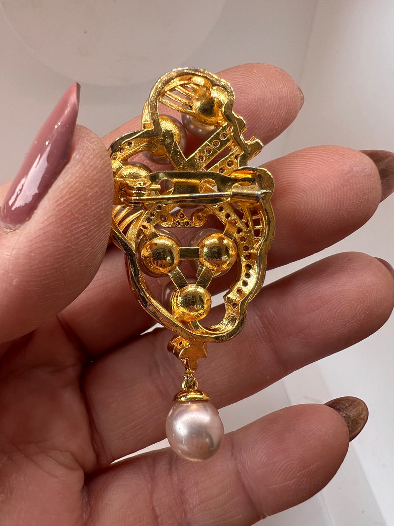 Natural Pearl Broach and Pendant
