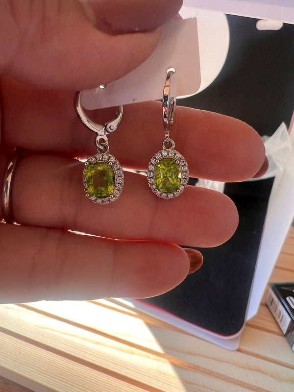 Natural Peridot Earrins